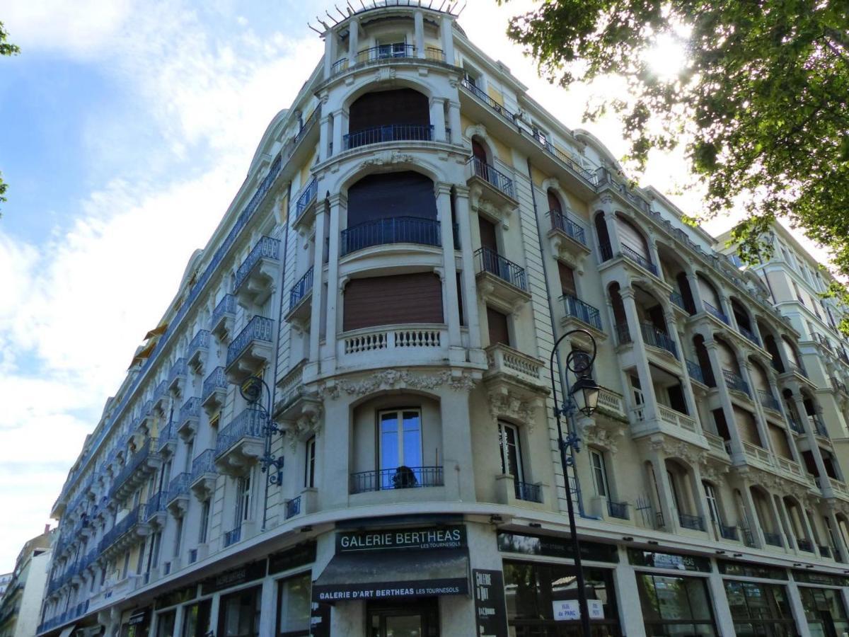 Appartement Elegant Et Confortable Au Coeur De Vichy, Pres De L'Opera Et Des Parcs Napoleon III - Fr-1-489-303 ภายนอก รูปภาพ
